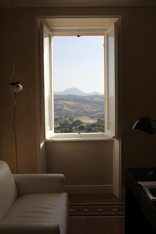 Relais Del Borgo Hotel & Spa 4 Stelle Staffolo Номер фото